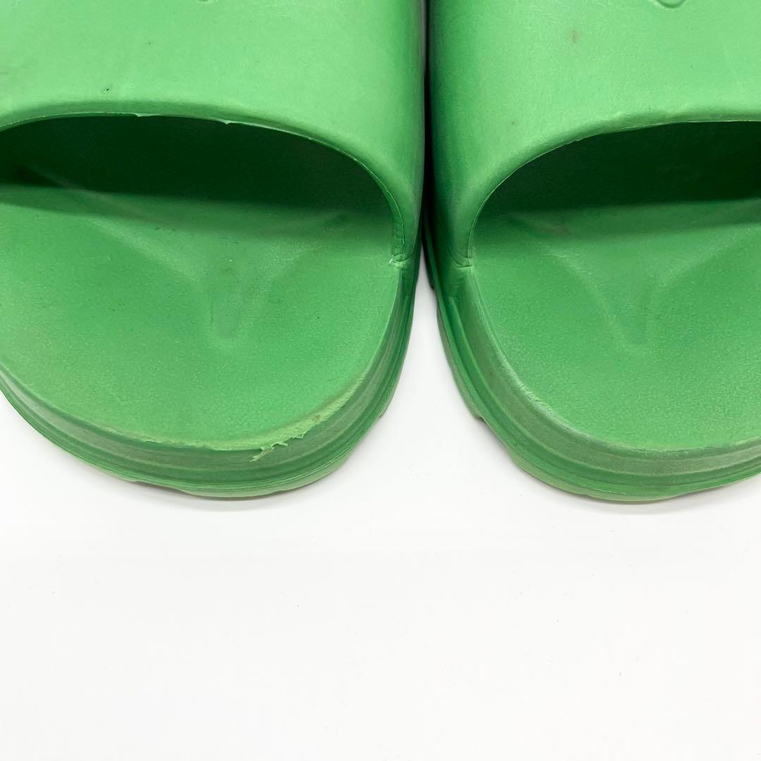 PRADA シャワーサンダル　三角ロゴ　エンボス　グリーン　28cm相当　メンズ