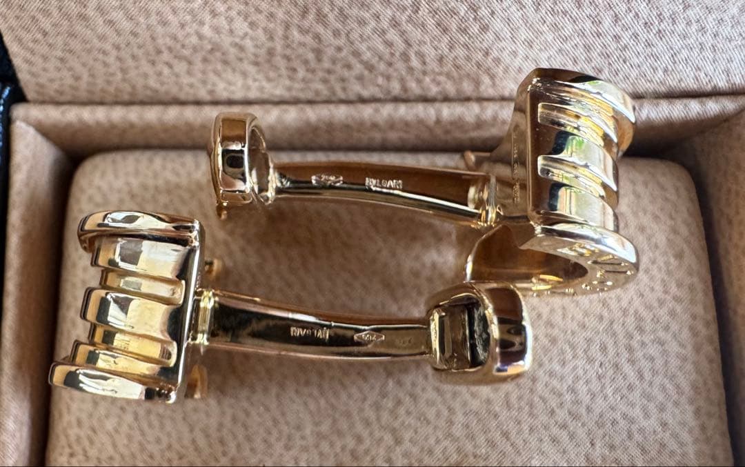 [美品]ブルガリカ・フスボタン