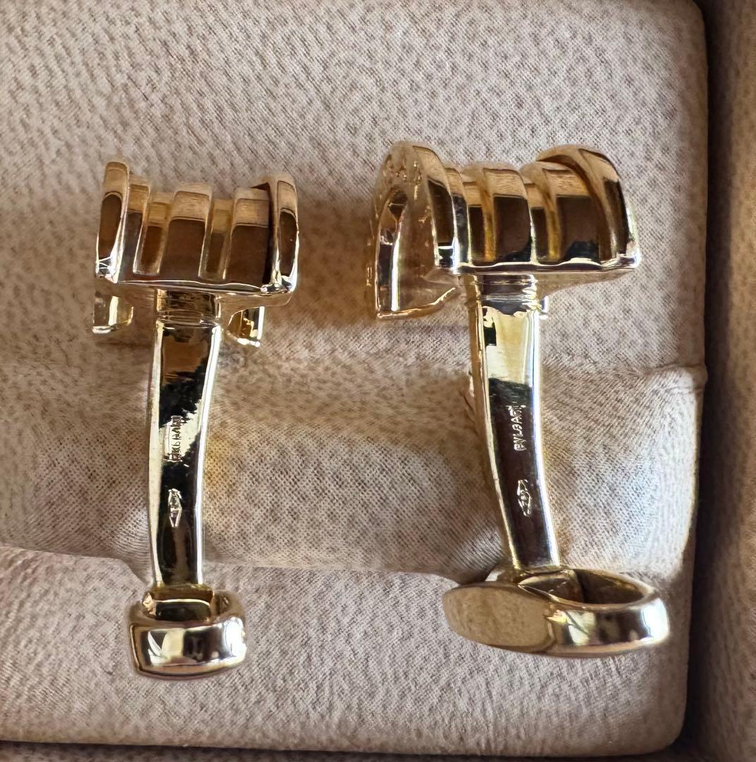 [美品]ブルガリカ・フスボタン