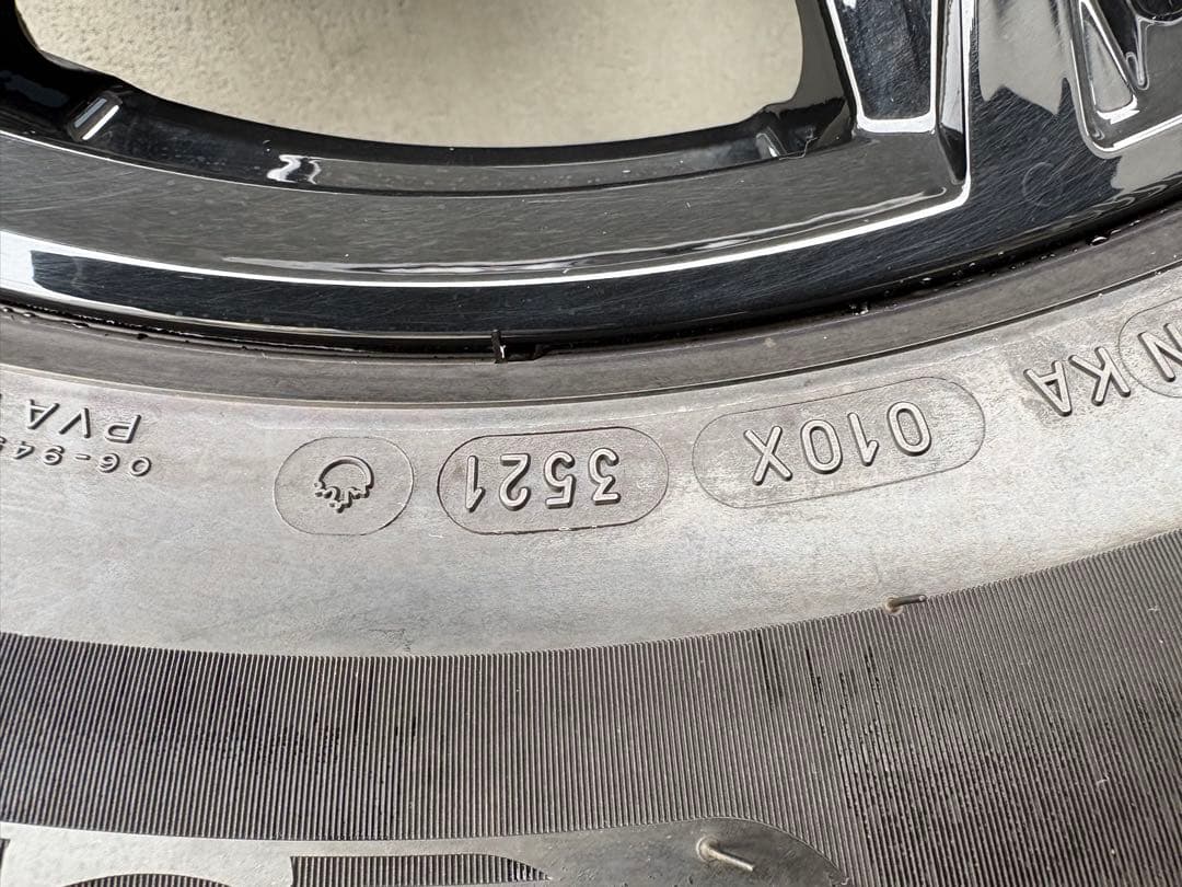 ディフェンダースタットレスタイヤ ホイールセット265/65R18