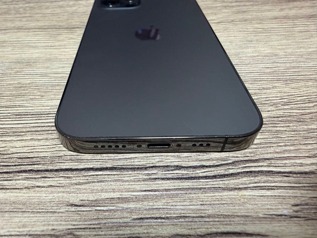 A*n様 Apple iPhone 12Pro スペースグレー 本体