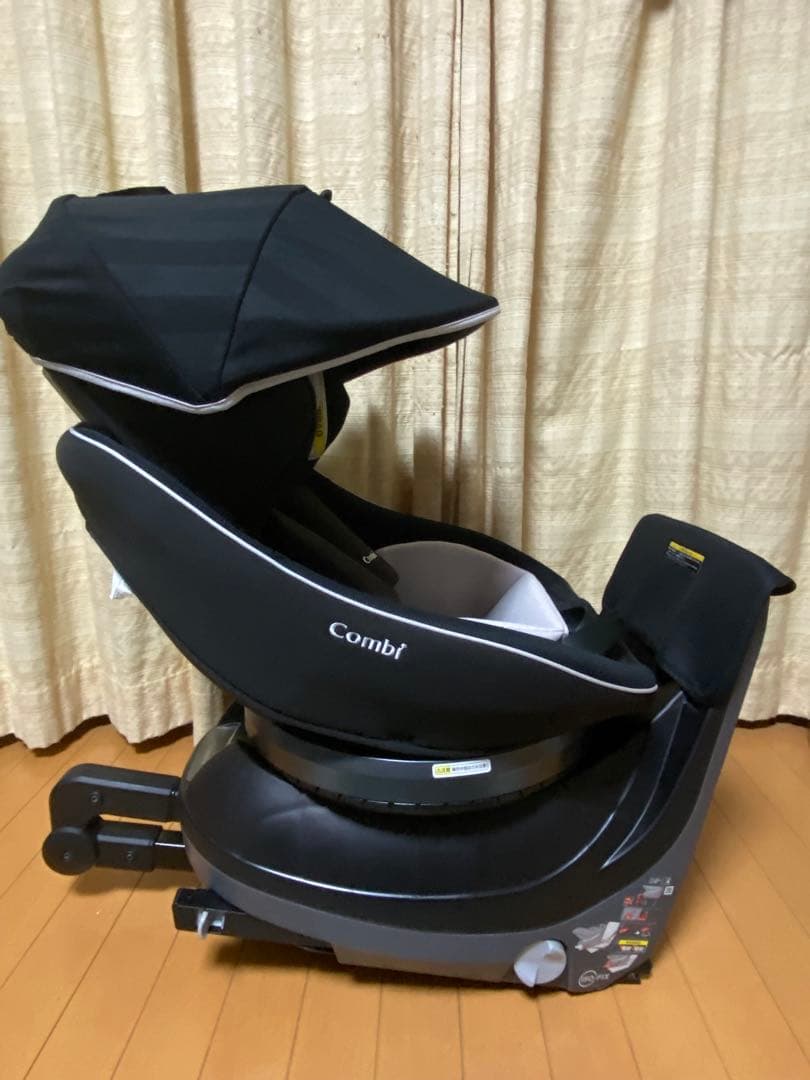 極美品 Combi クルムーヴスマート ISOFIX エッグショックNeo