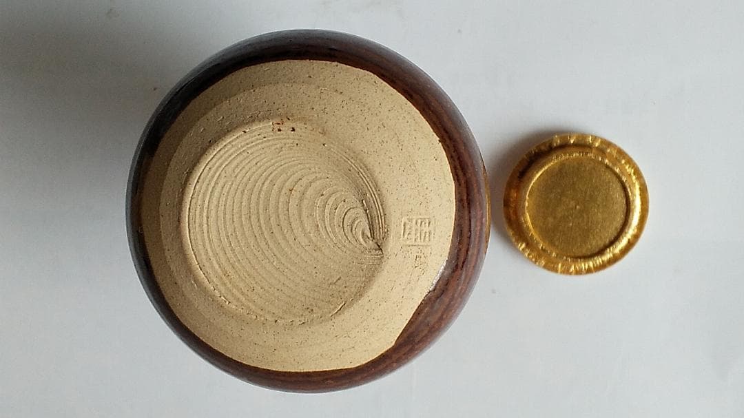 比古焼 鶴首茶入 藤崎寿山 作 仕覆 西陣織 大阪蜀紅 茶道具 共箱 美品 です