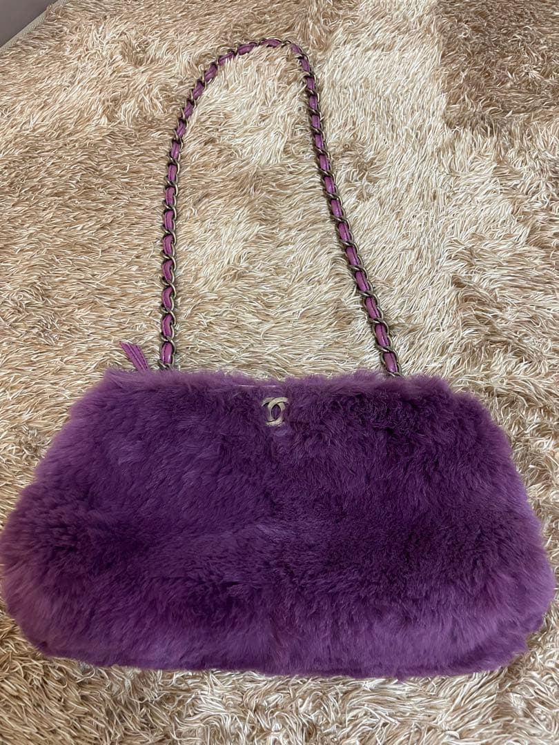 Chanel クラッチバッグ 紫 ファー