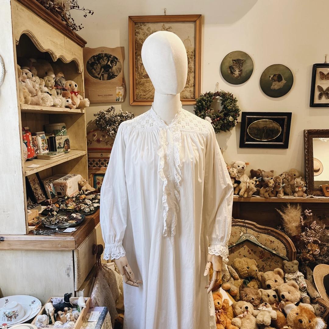 アンティーク　ホワイト　コットン　ワンピース　ドレス　ヨーロッパ　ヴィンテージ