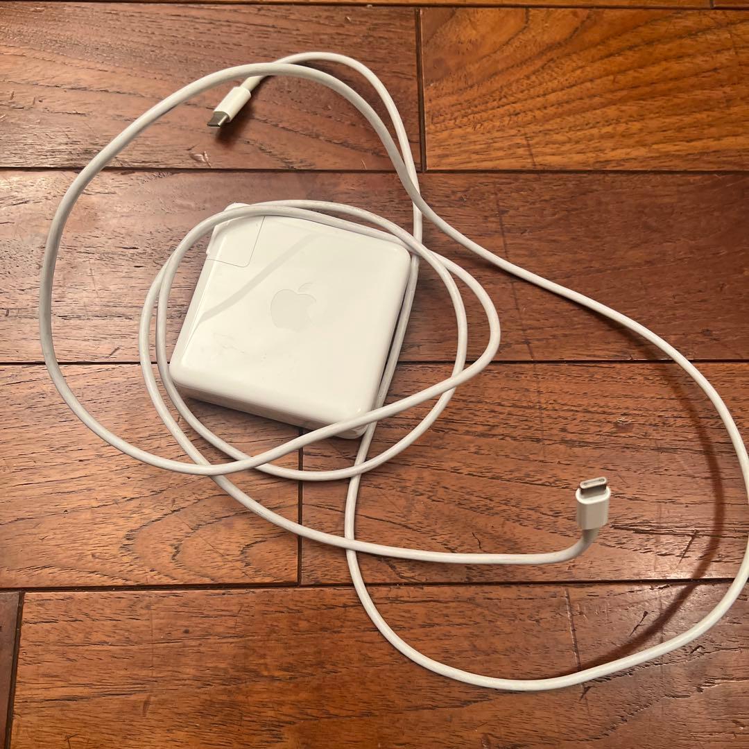 SORA　MacBook Pro 16インチとケース