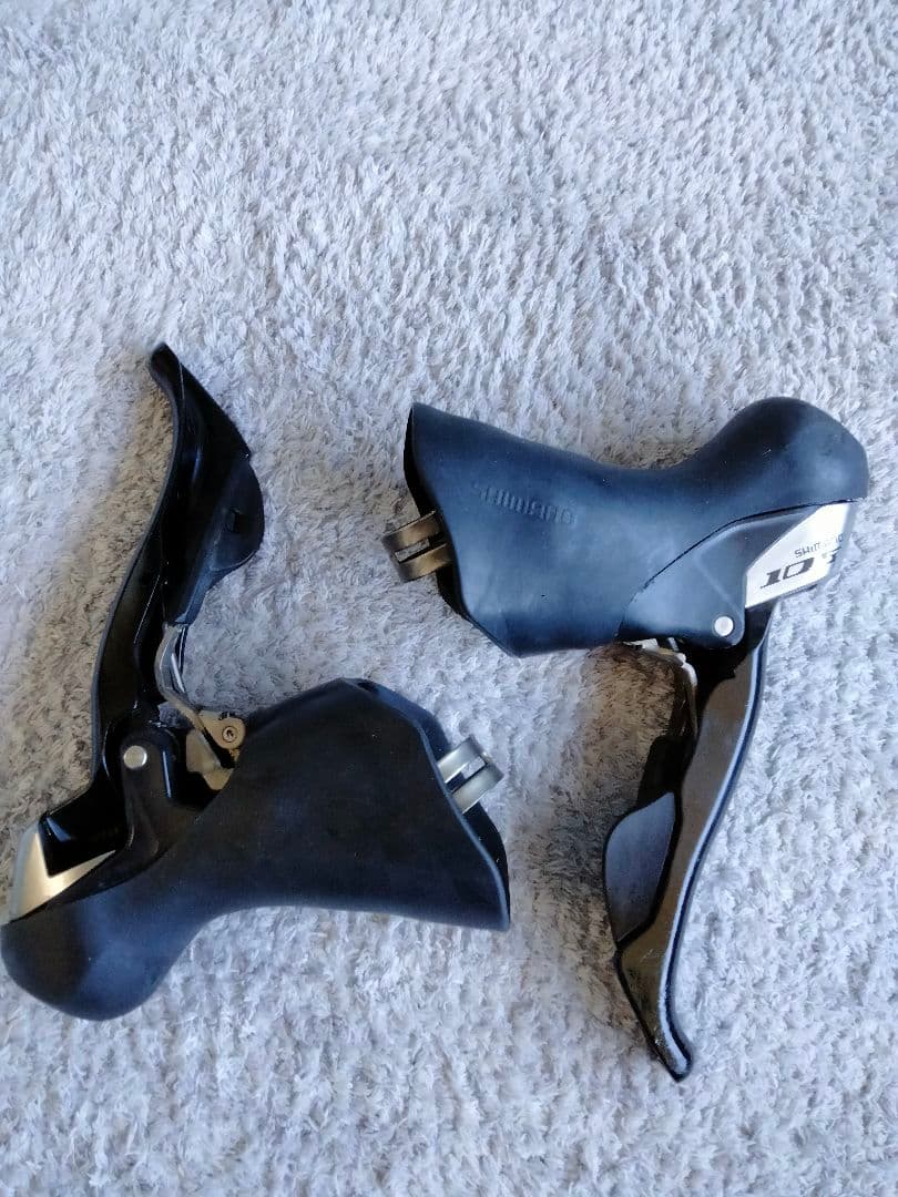 Shimano 105 １０速シフター ケーブル付き　ST-5700