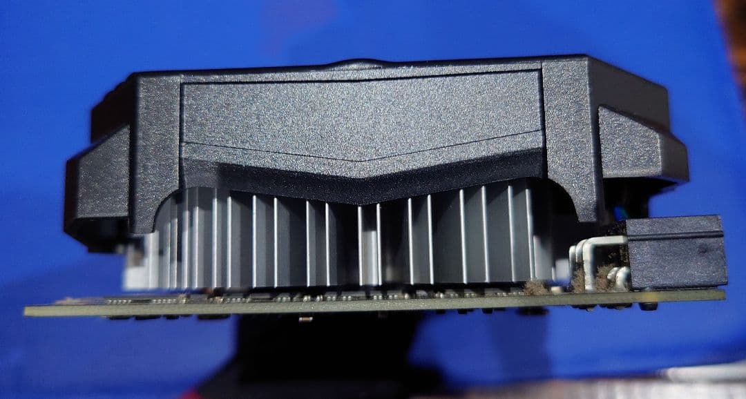 自作パソコン gtx1070 1060