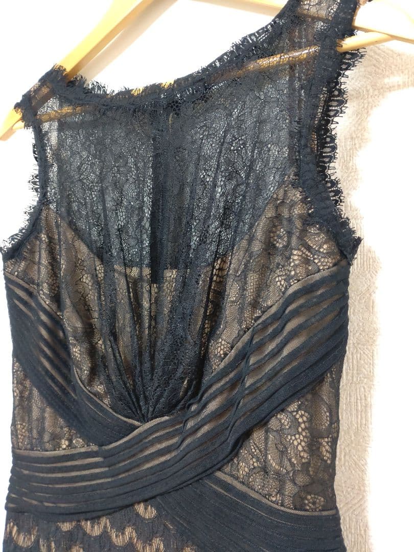 TADASHI SHOJI ノースリーブレースワンピース 6P　 タダシショージ