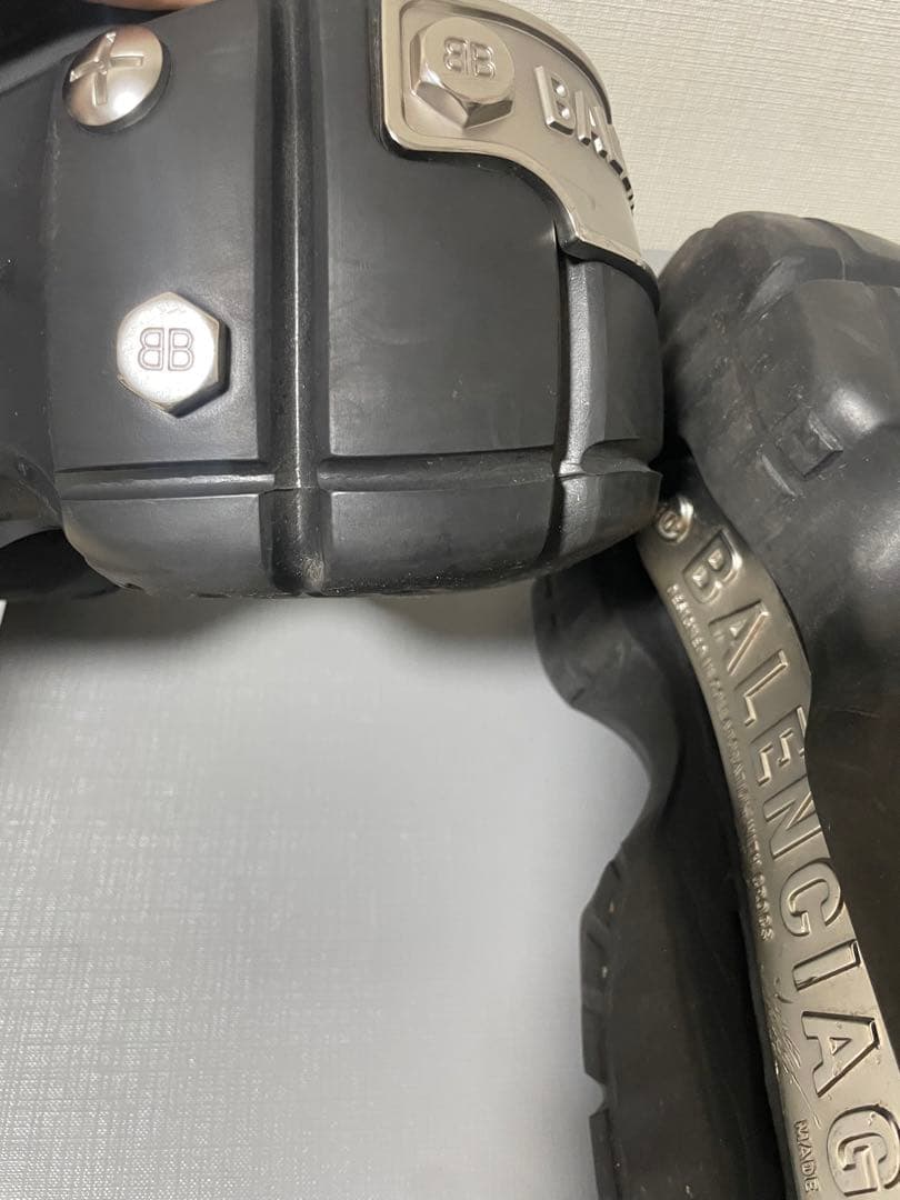 正規品　レシート付き　balenciaga ハードクロックス　40