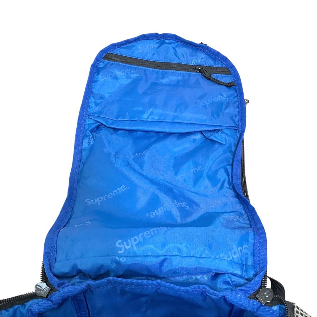 シュプリーム バックパック リュックサック 3D ロゴ 青 ブルー 黒 ブラック