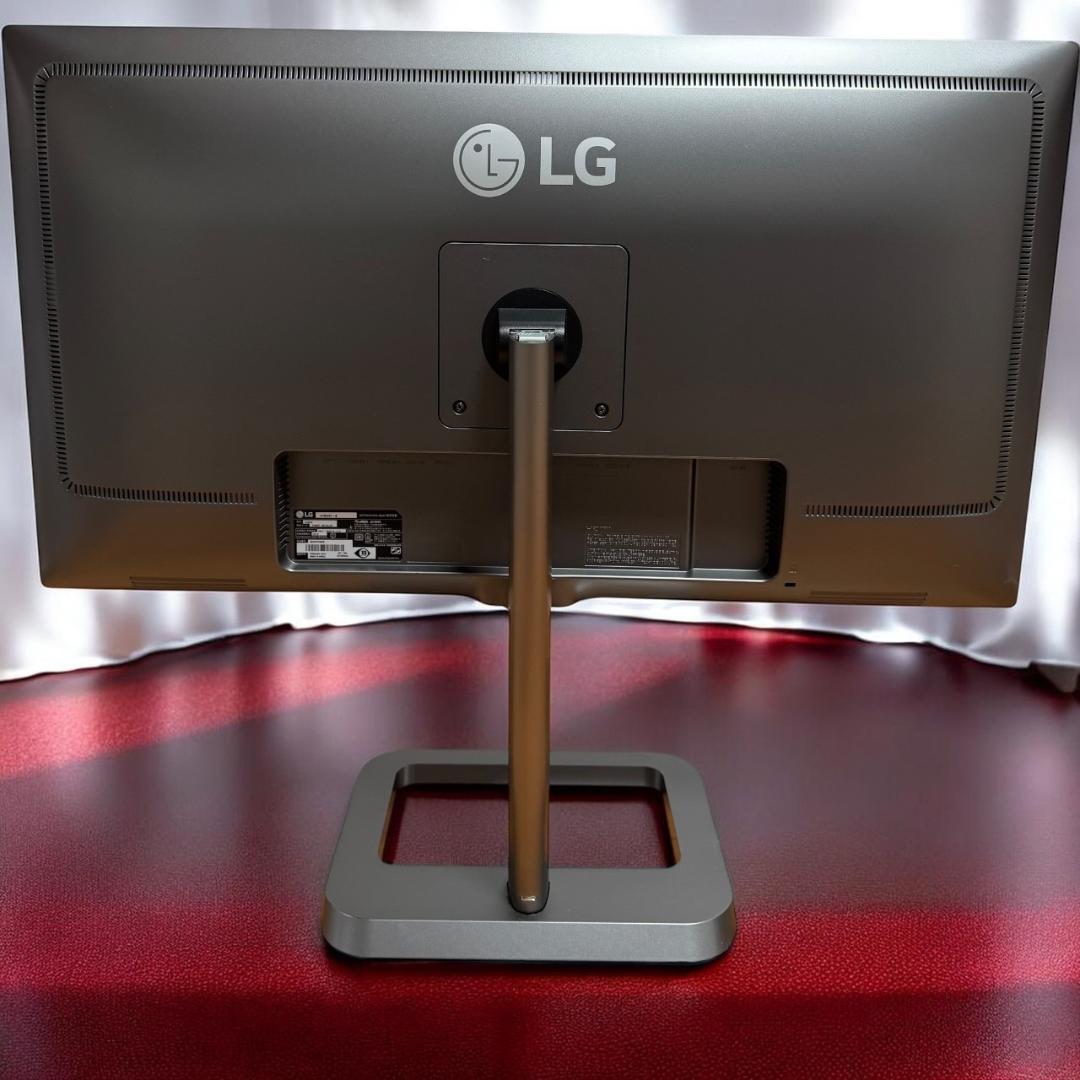 ☆良品 LG 31MU97 B 4K モニター ディスプレイ 31インチ