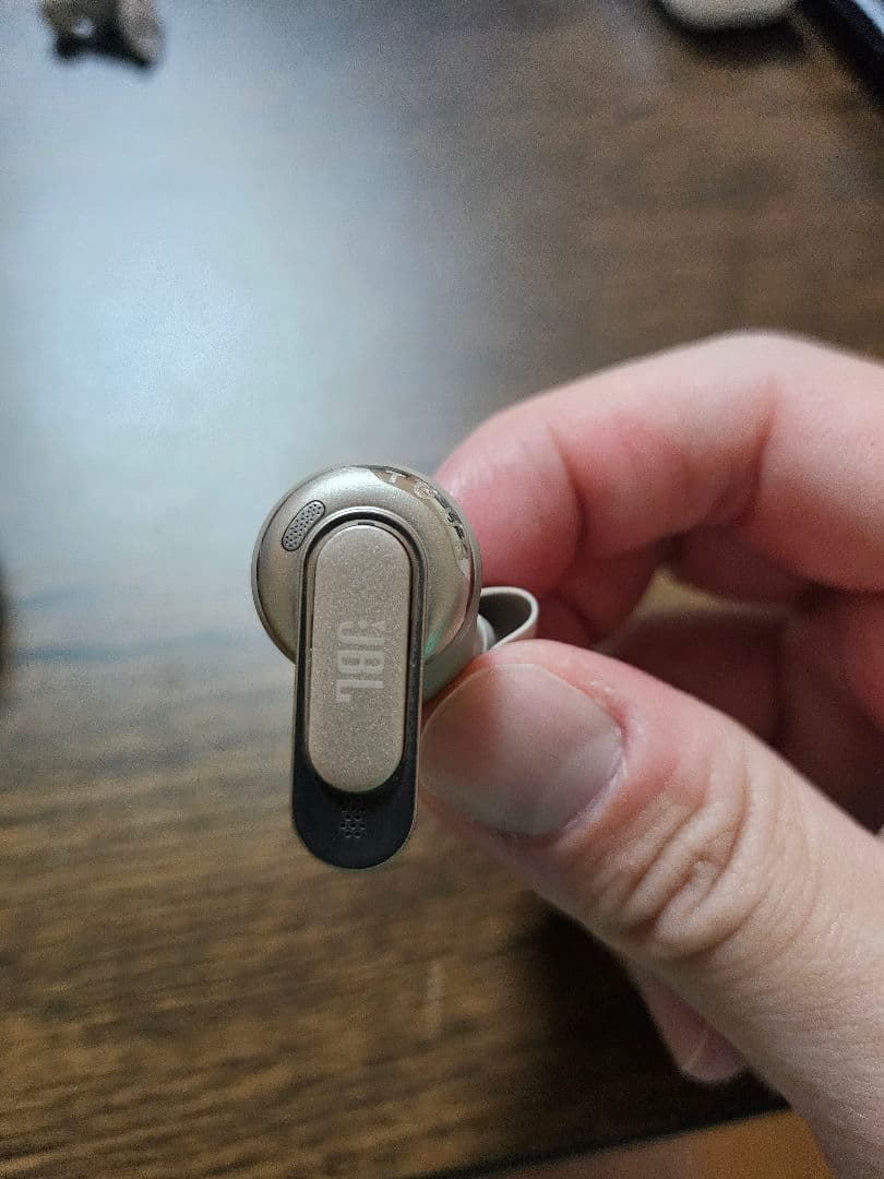 JBL Tour Pro 3 ワイヤレスイヤホン　ケース2種付属