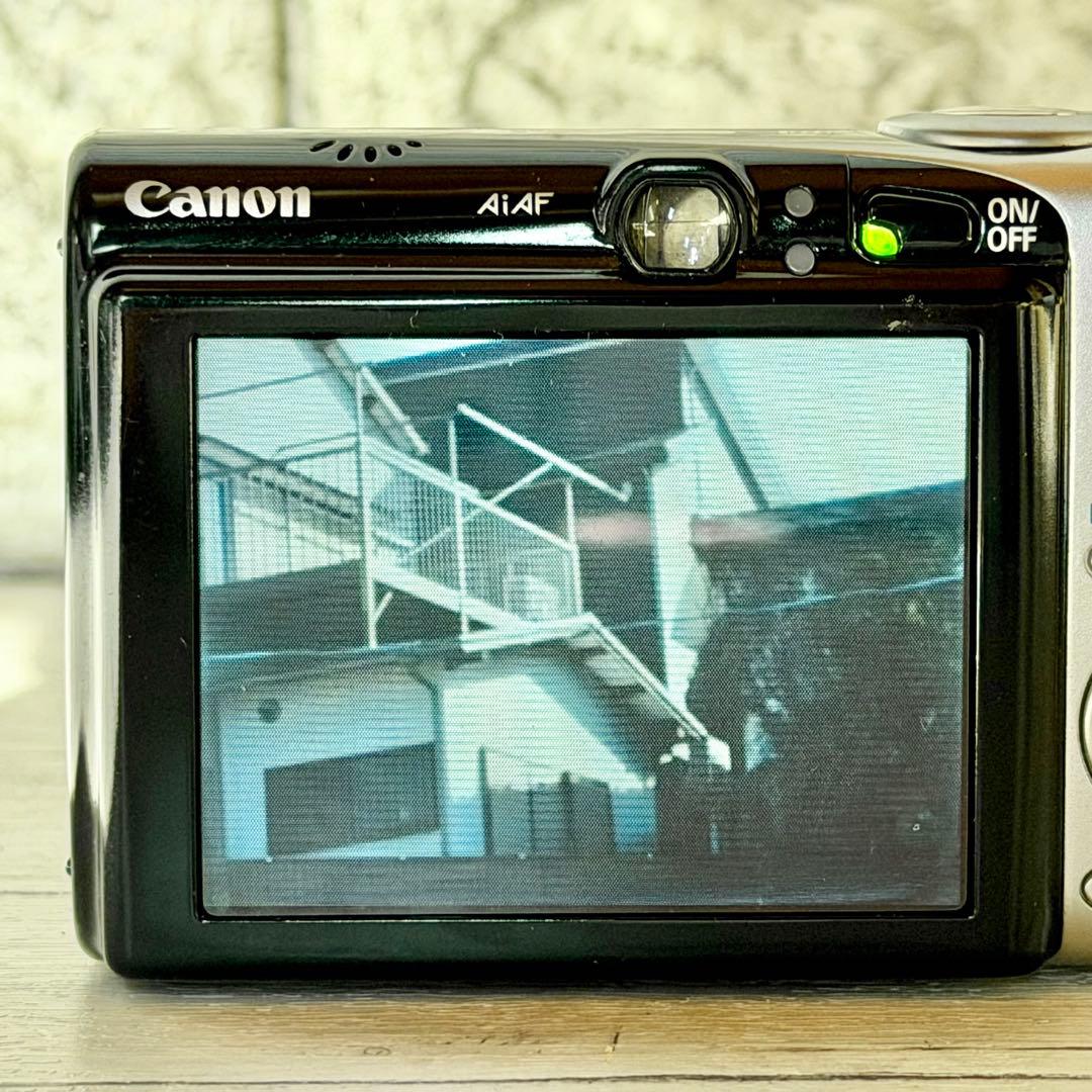 デジタルカメラ Canon IXY Digital 800 IS