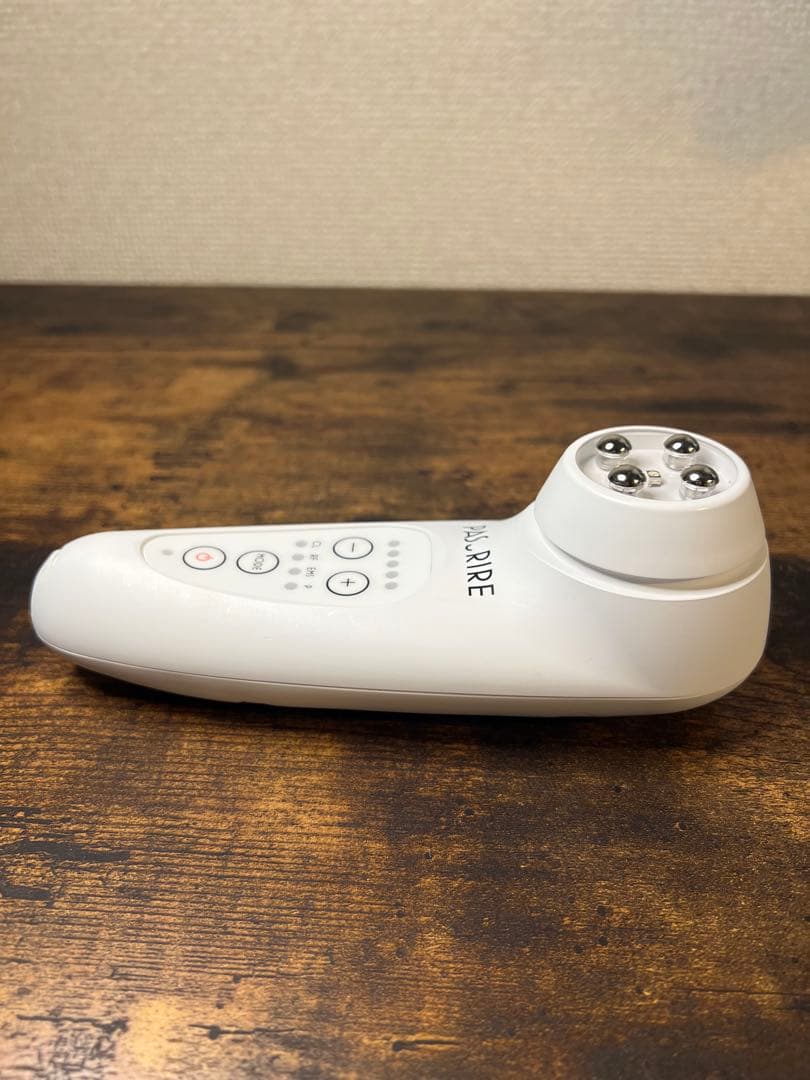 パスリル　PASURIRE 美顔器