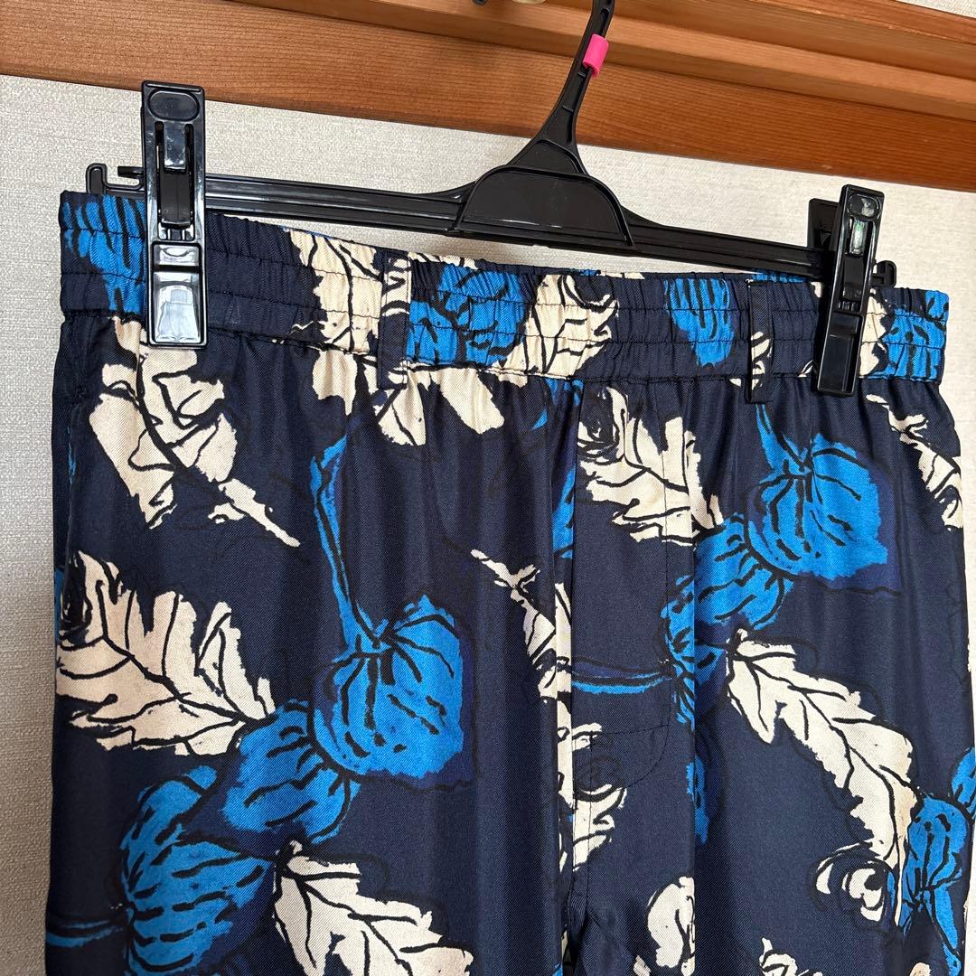 BANANA TIME シルク100%　テーパードパンツ　フリーサイズ