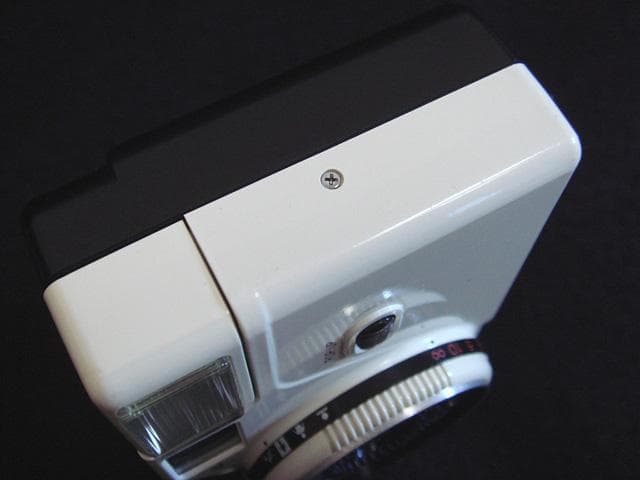 美品 コニカ C35 EF3 白 konica c35 ef3 フィルムカメラ