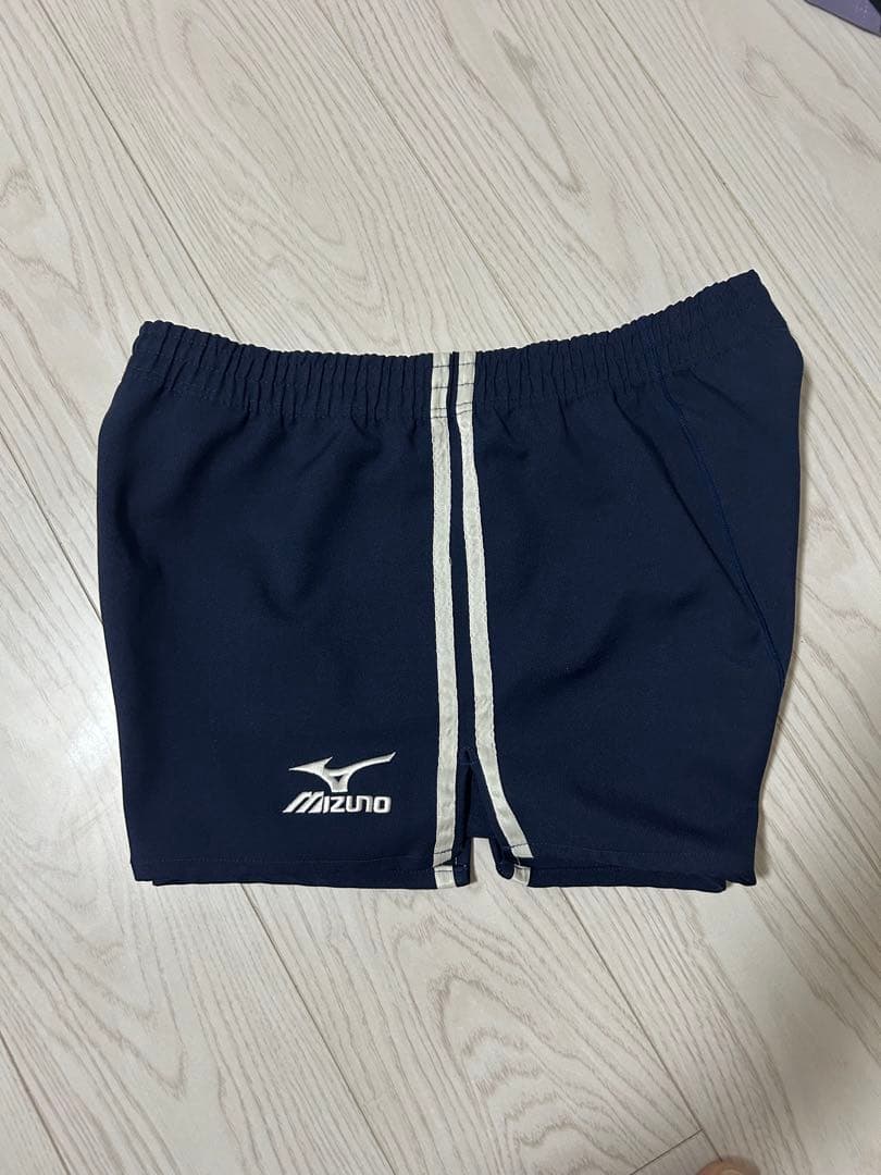 日本体育大学　日体大　男子バレーボール部　ミズノ　ゲームパンツ　１番　キャプテン