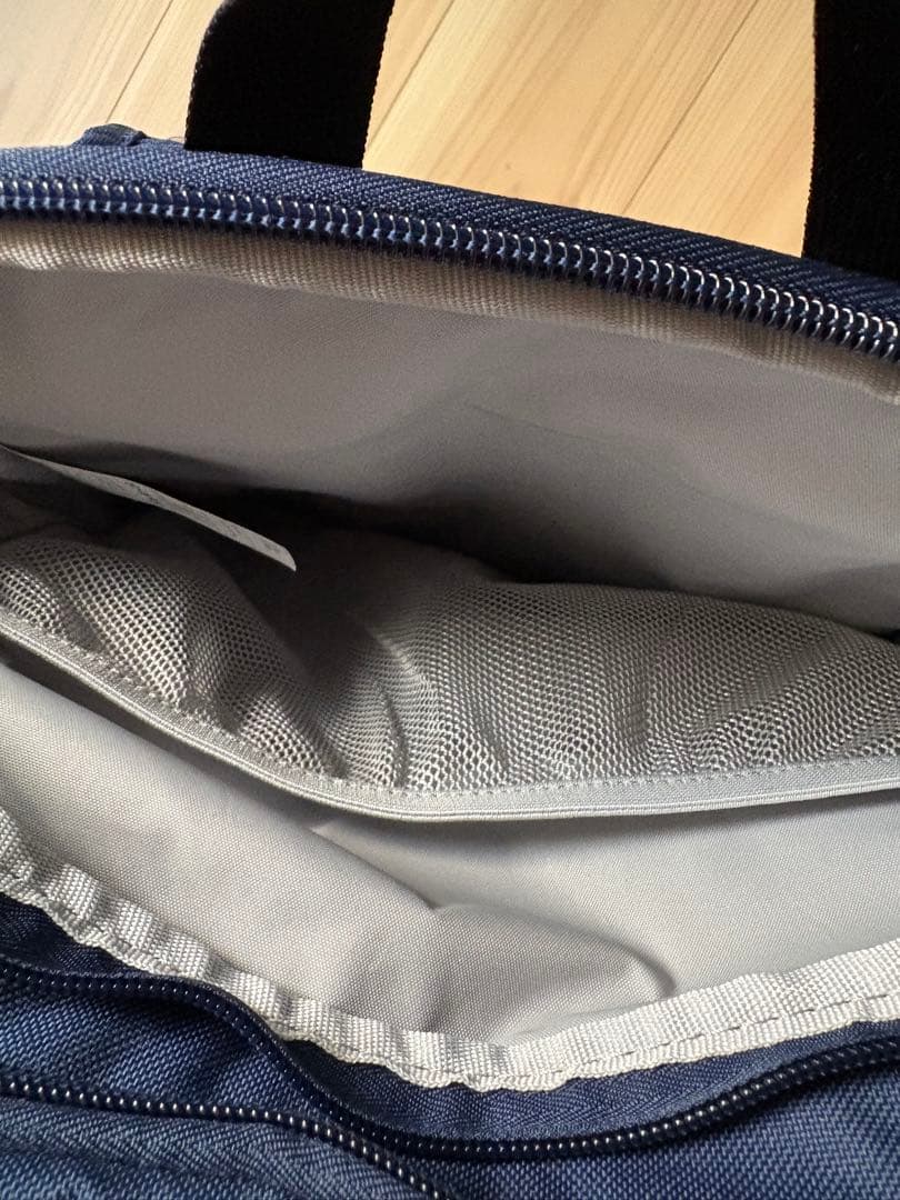 ミッドナイトネイビー　ナイキ ヴァシティ エリート バックパック（32L）