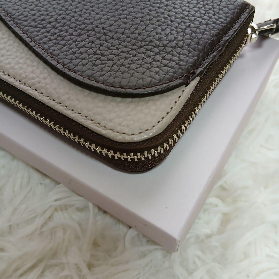 【極美品】【Vivienne Westwood】現行　ラウンドファスナー　長財布