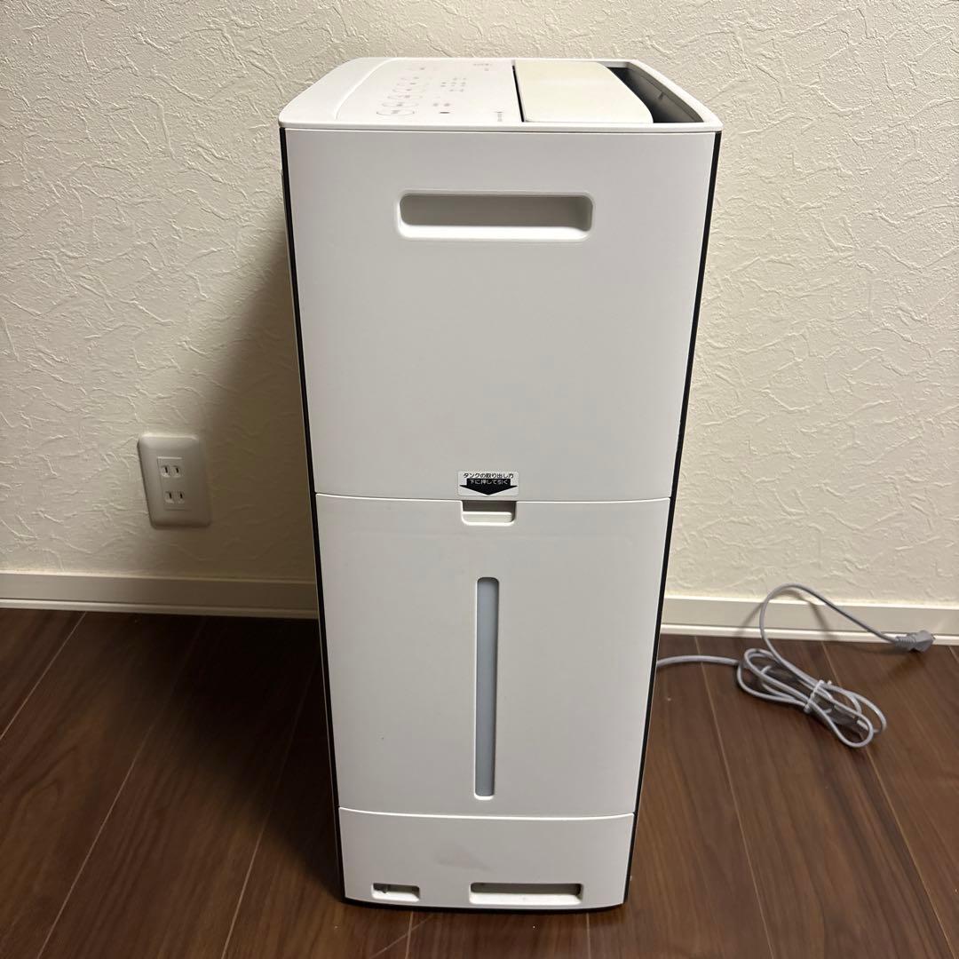 シャープ KI-PX70 空気清浄機 加湿空気清浄機 2022年　最上位モデル