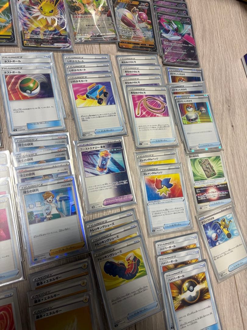 ポケモンカード引退　シャワーズ、サンダース ゲンガー スリーブデッキケース付き