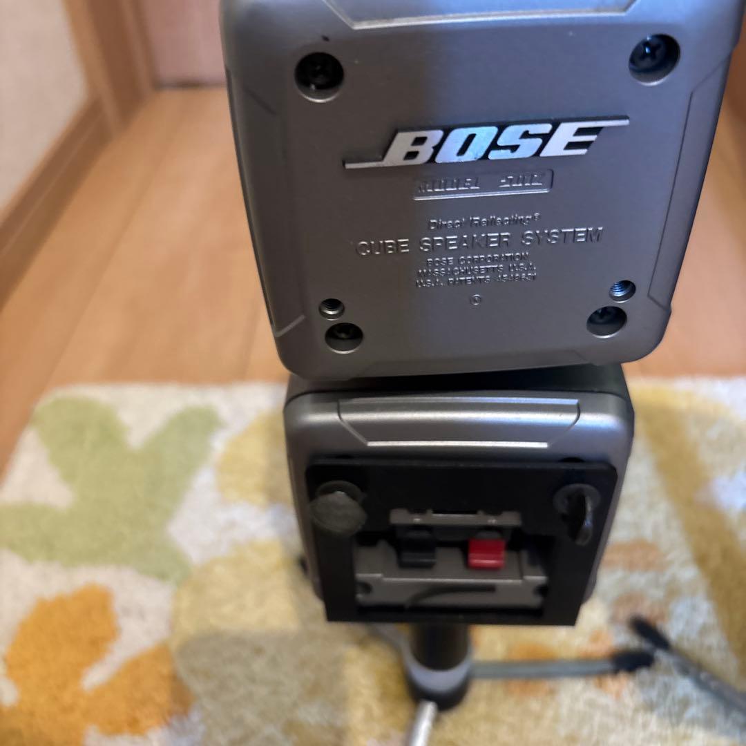 BOSEキューブスピーカーサテライトペア/501Z／専用スタンド2脚