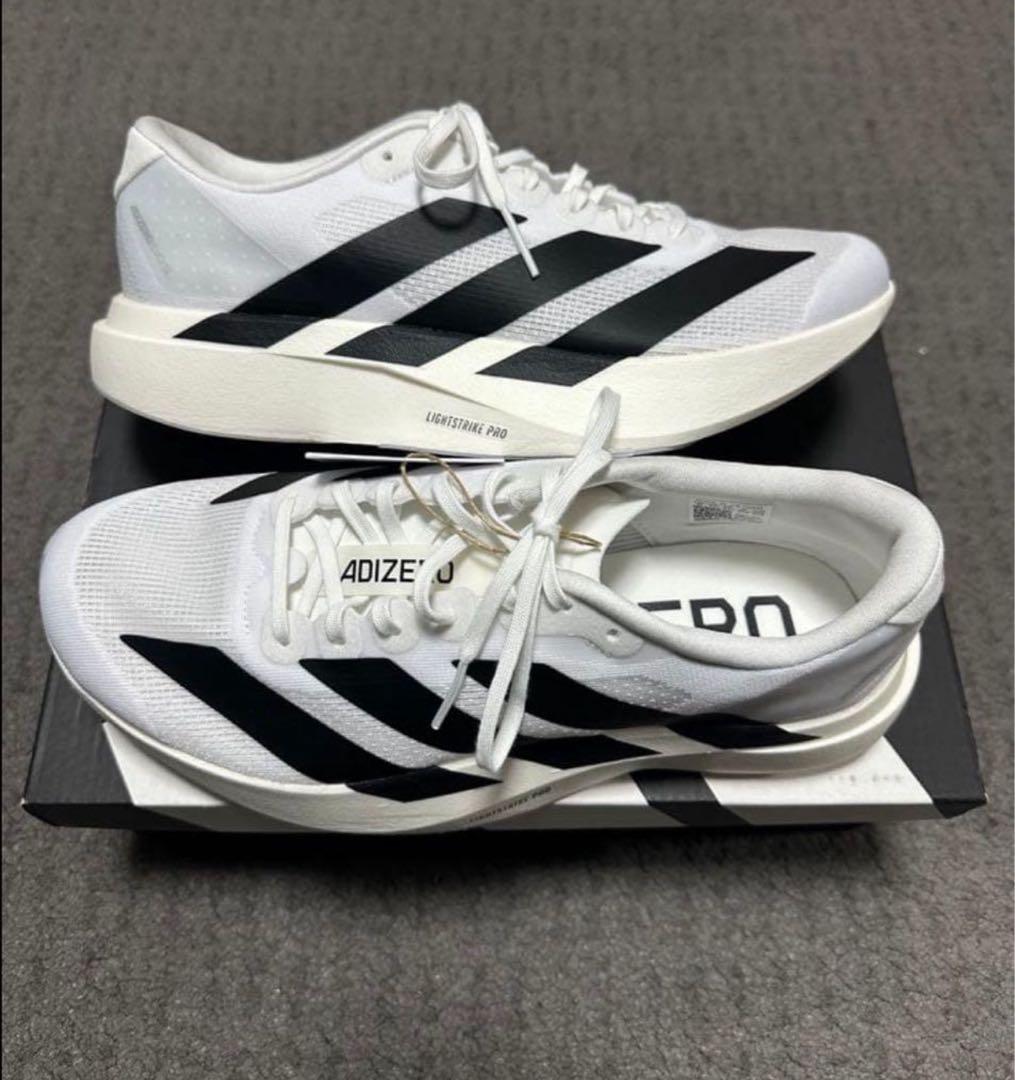 新品未使用　adidas evo sl 23㎝