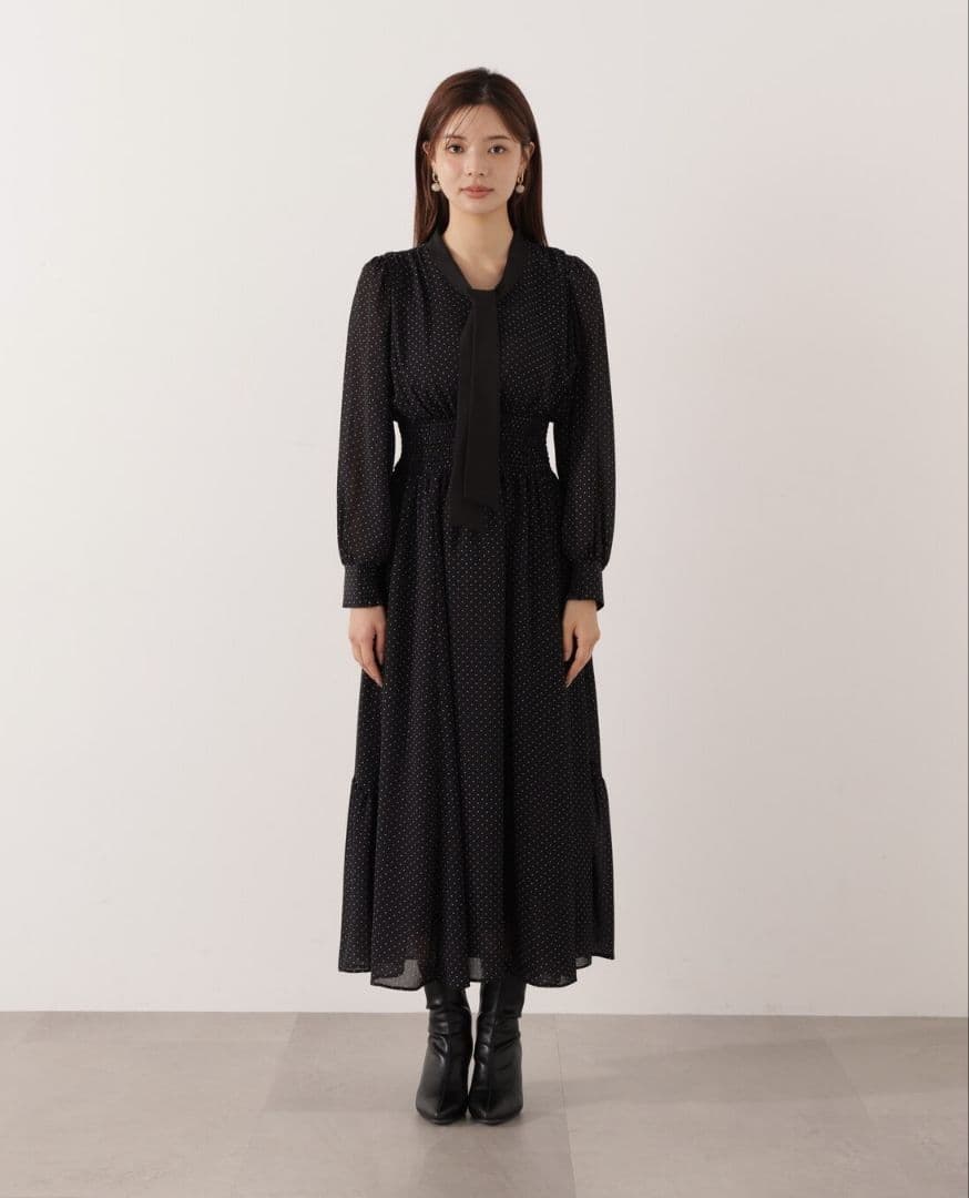 プロポーションボディドレッシング♡ボウタイ　ワンピース　シャーリング　ドット