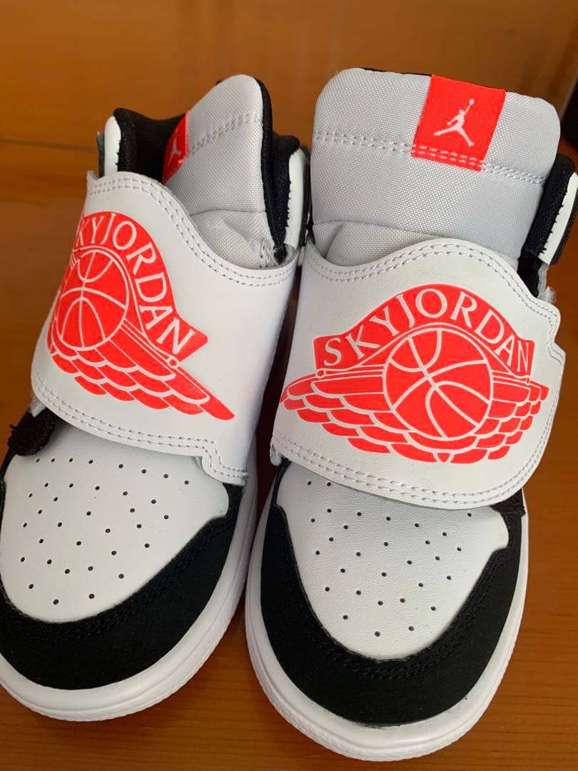 その他 SKY JORDAN 1