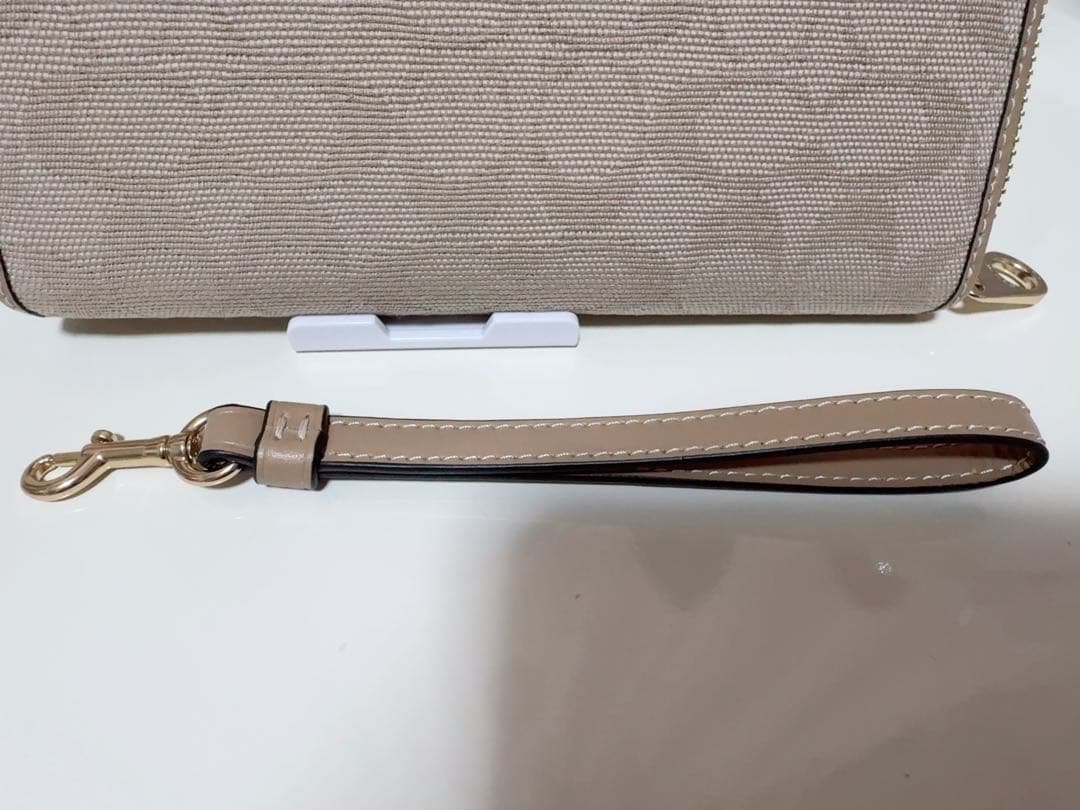 【新品・正規品】コーチ長財布