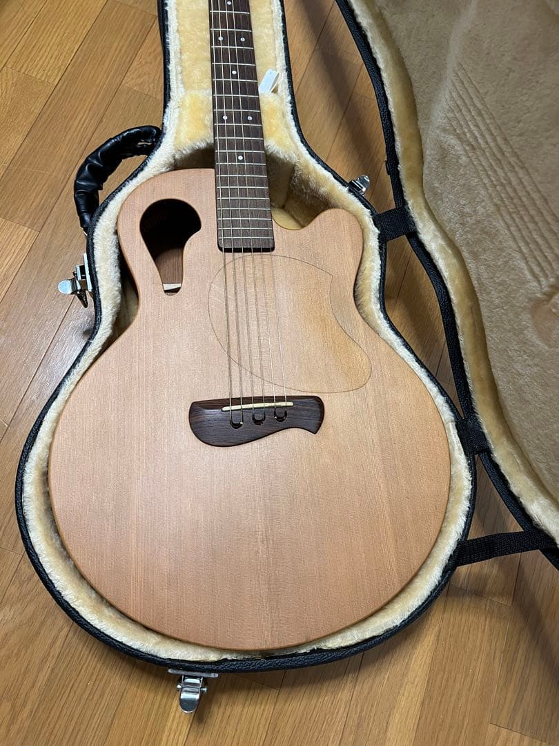 TACOMA C1C 初期　アコギ