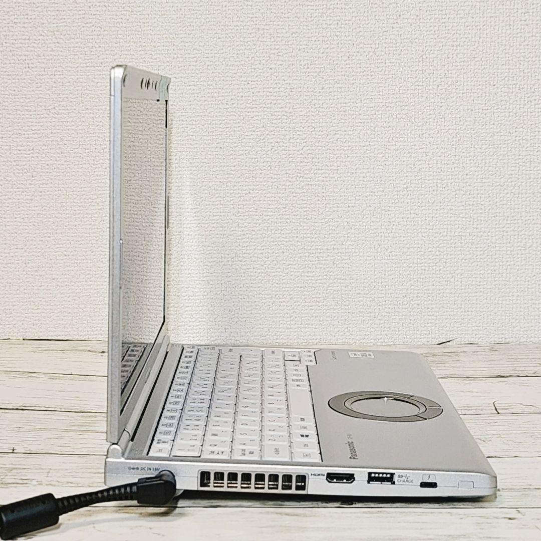 第10世代Core i3 Panasonicレッツノート 小型軽量PC SSD