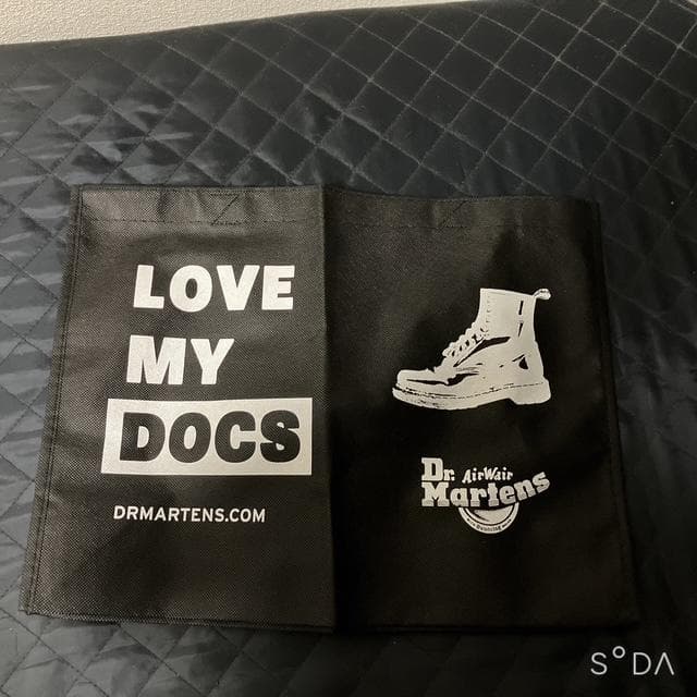 【未使用】ドクターマーチン サンダル NIKOLAI 茶（プー102）