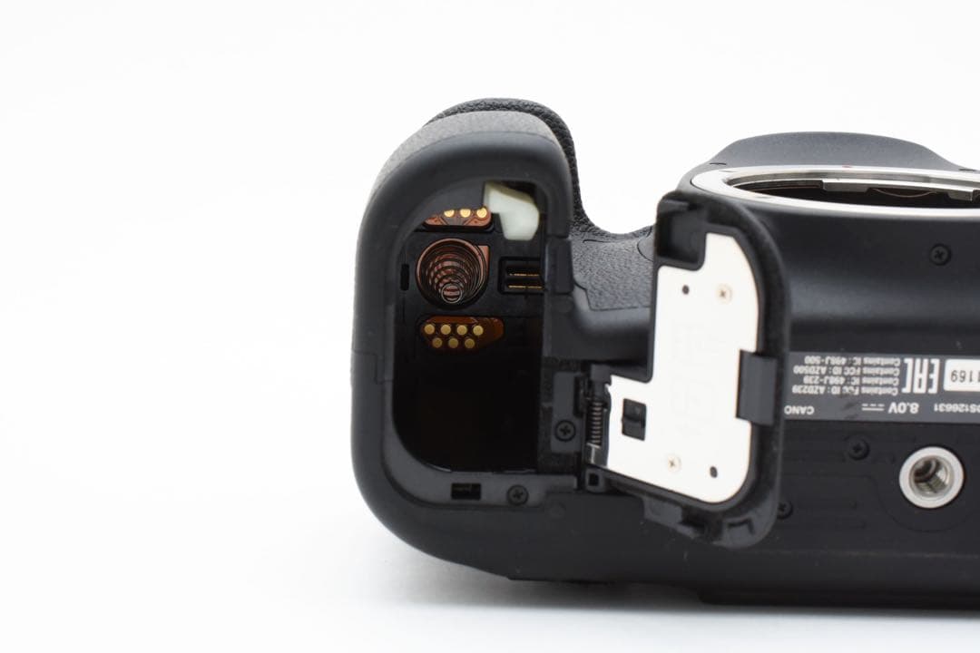 デジタル一眼レフカメラCanon EOS 6D Mark II 標準レンズセット