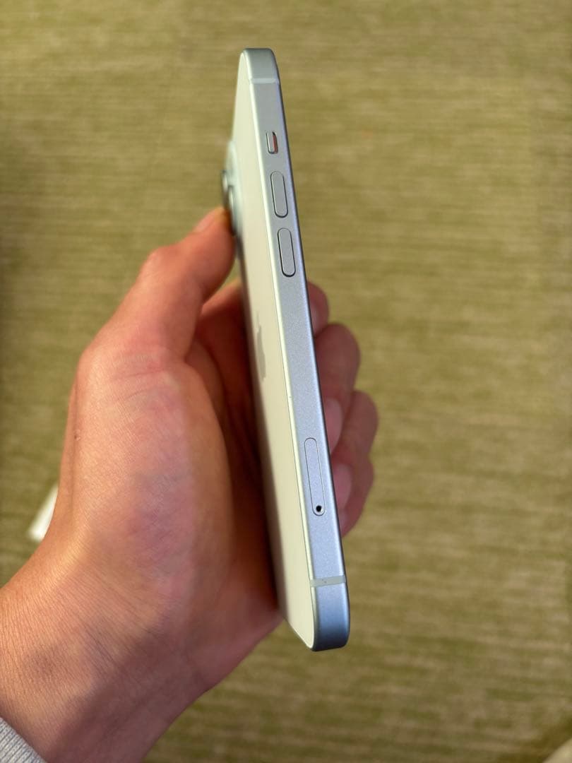 iPhone 15 128G ブルー