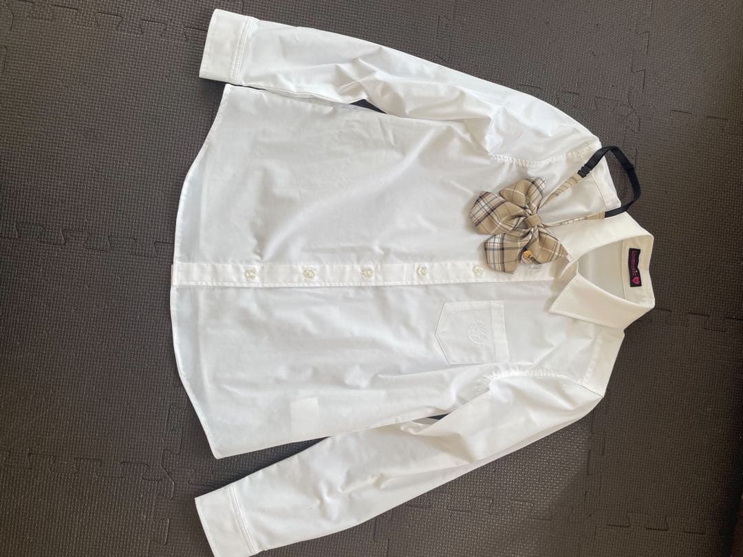 ラブトキシック(Lovetoxic) 卒服Mベージュ