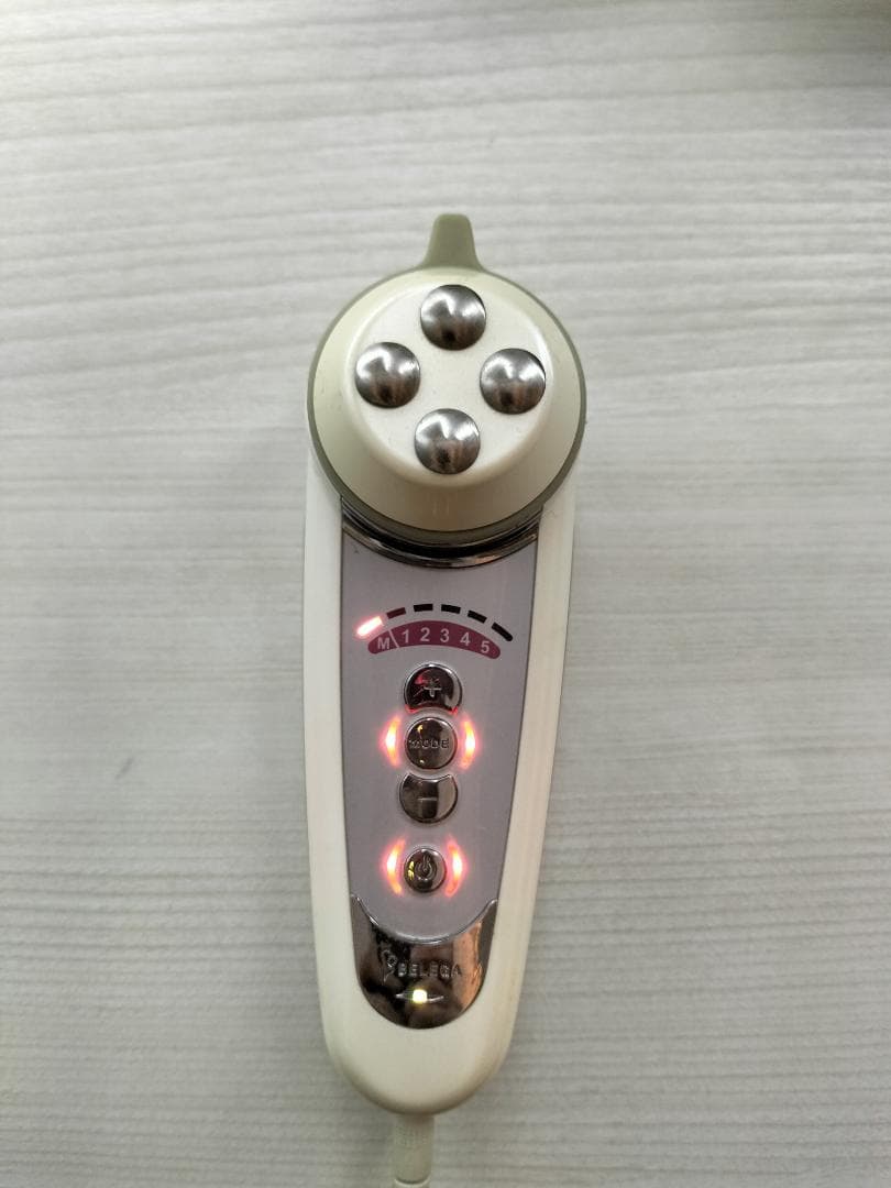 セルキュア4T PLUS ／ 美顔器 ／ 正規品 ／ 動作良好