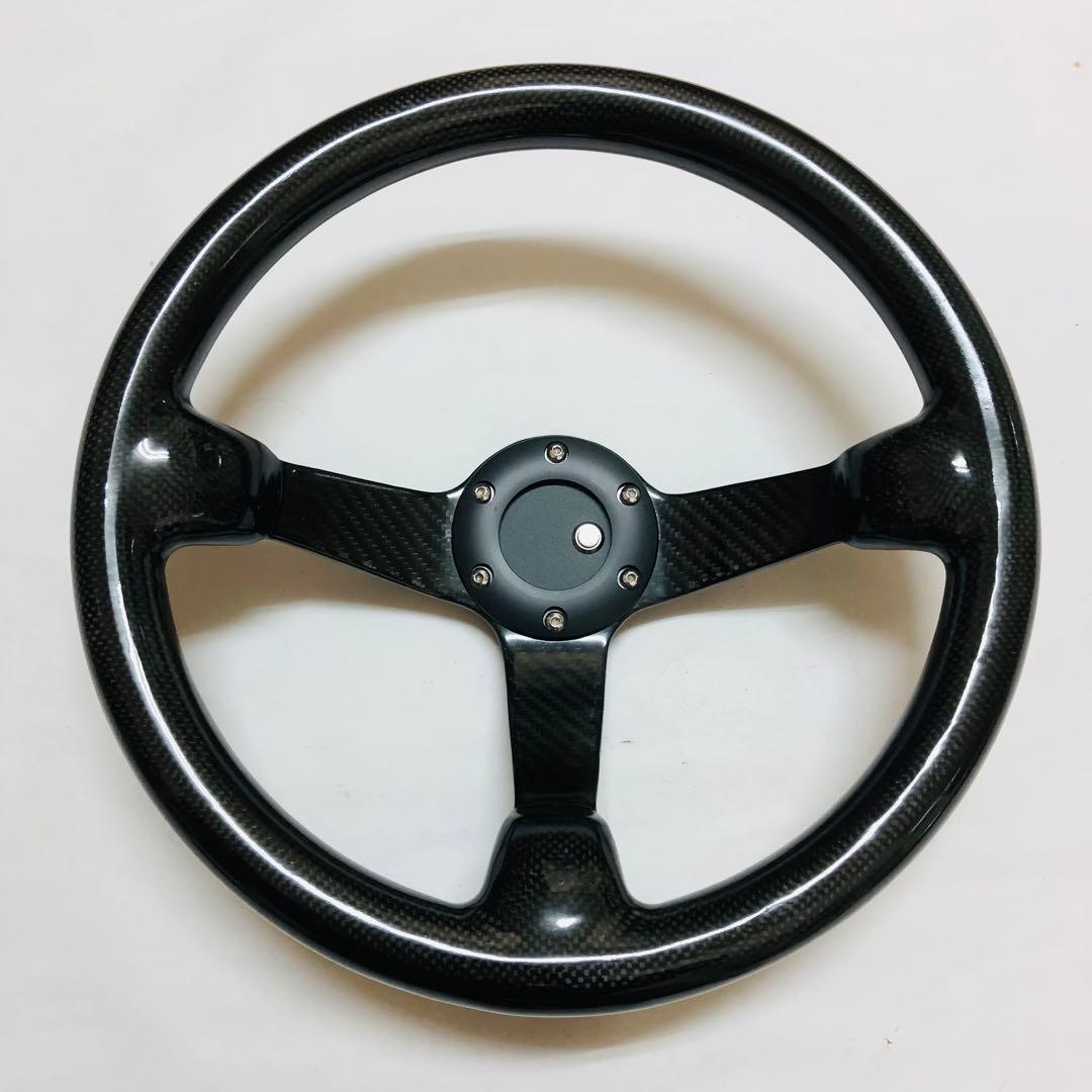 ドライカーボン3スポーク ステアリングホイールMOMOピッチ