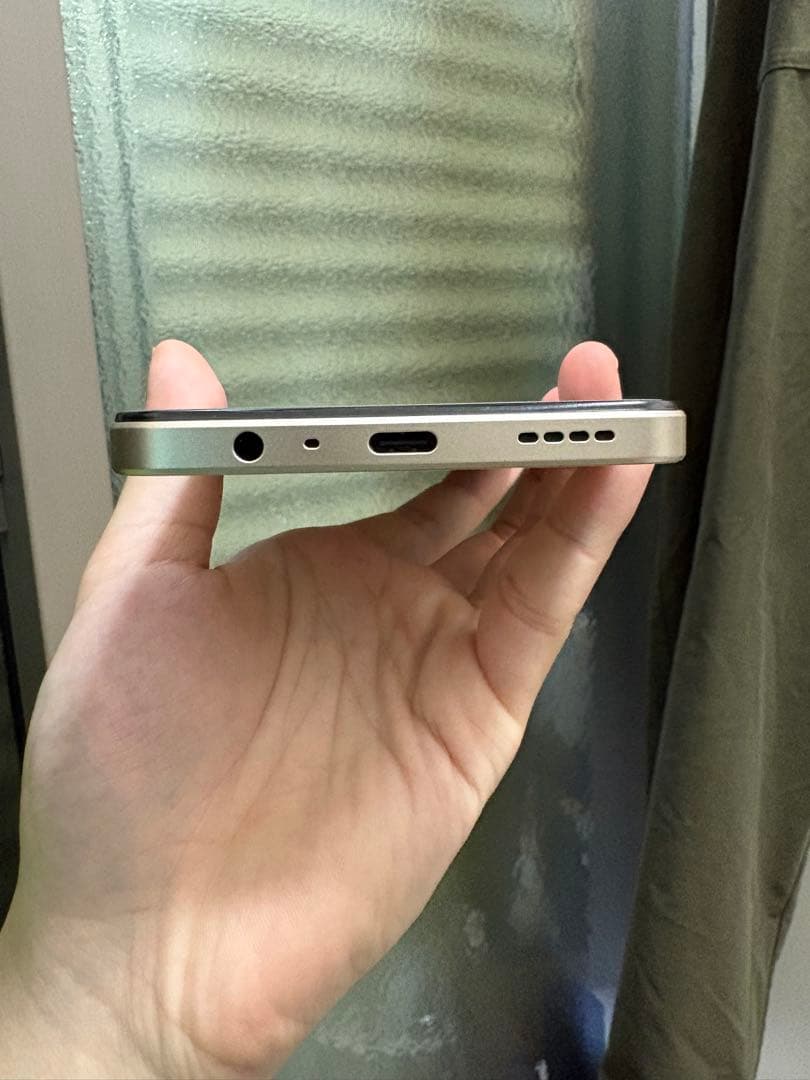 スマートフォン本体 Realme Note 70t