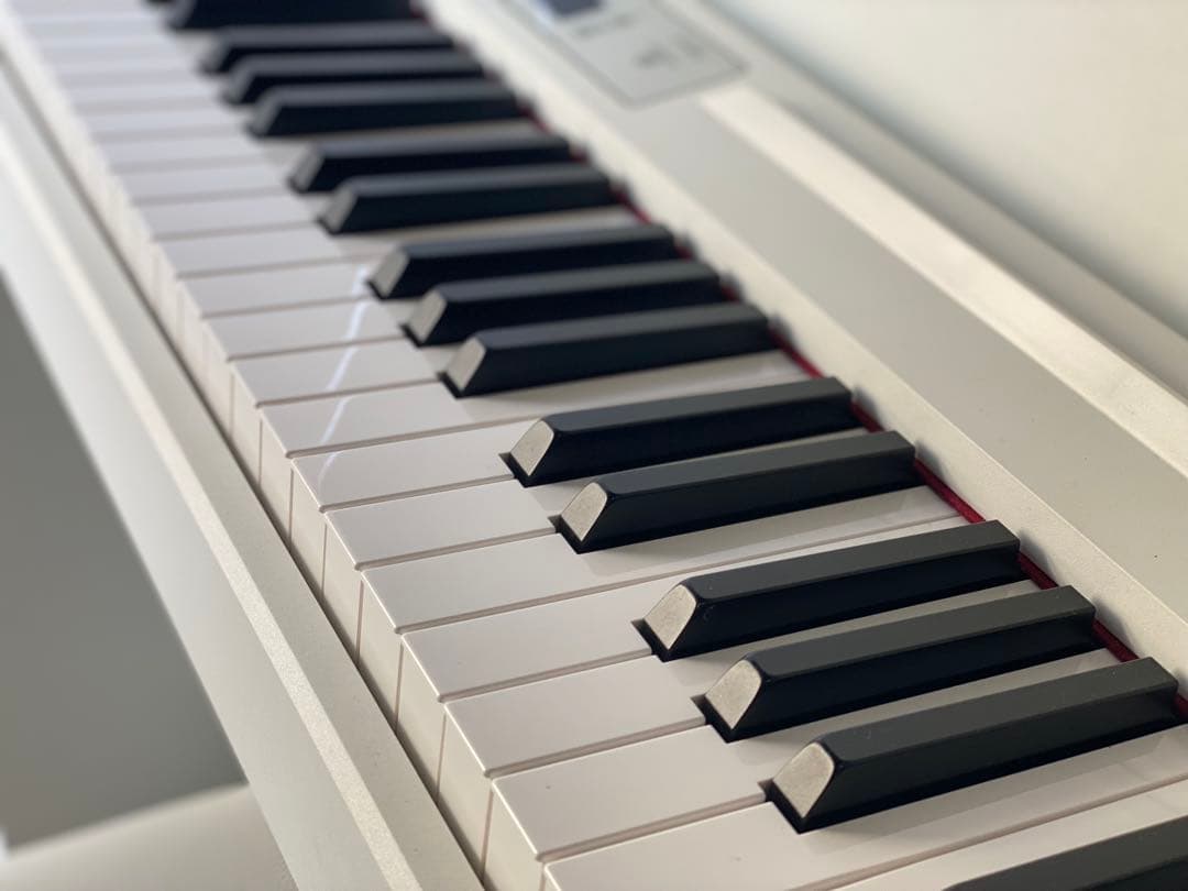 電子ピアノ KORG LP380/ LP-380 コンパクトな奥行26センチ！