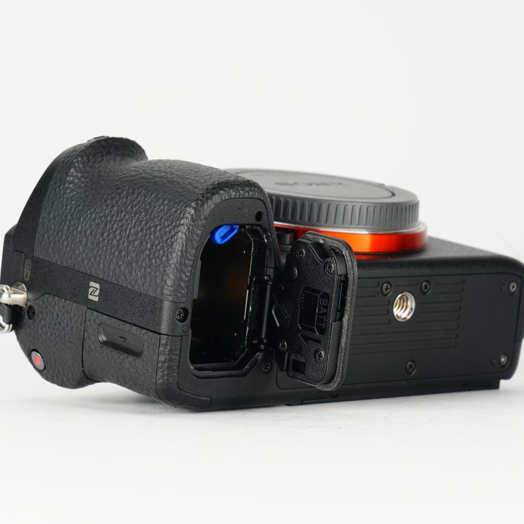 極美品！SONY α7II完全セット6171回 フルサイズデビューに最適