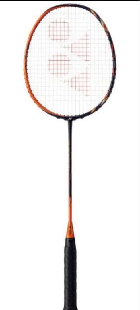 バドミントンアストロックス99桃田 モデル