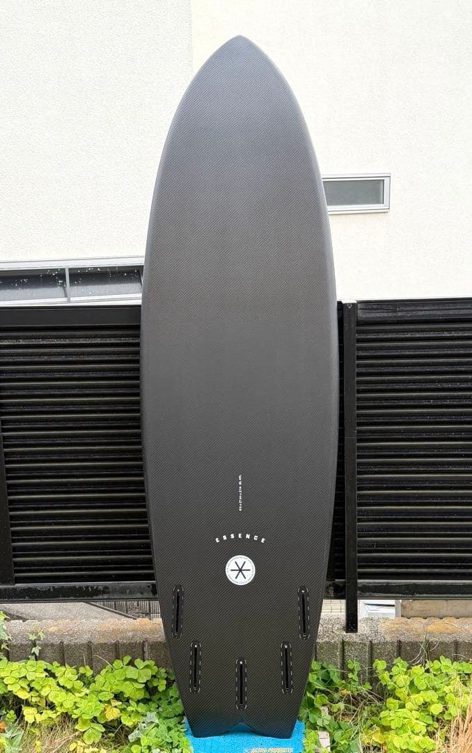 新品！カーボンボードESSENCE FISH FIVE　CARBON 6'6\"