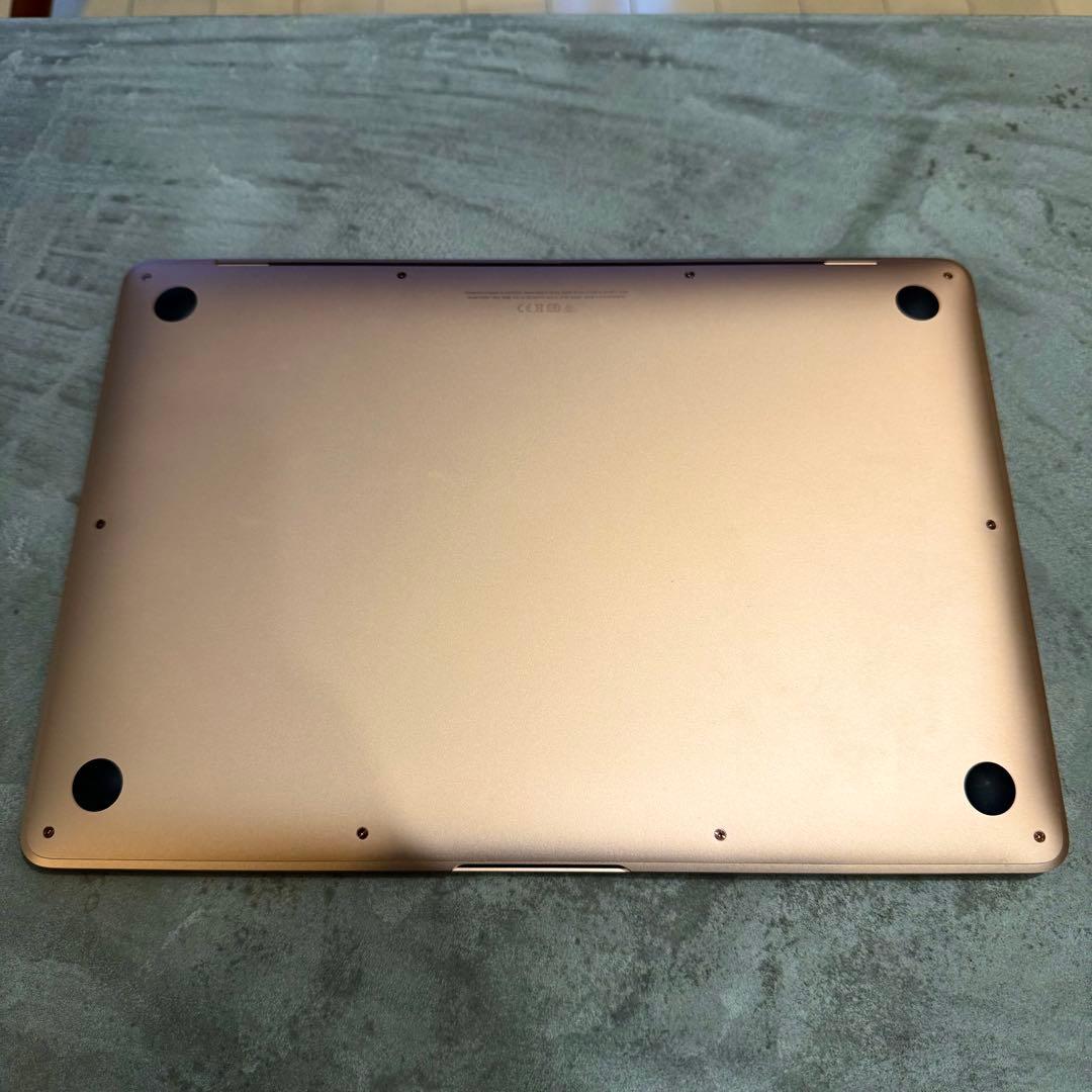 MacBook Air 13 インチ (2020) - Apple M1