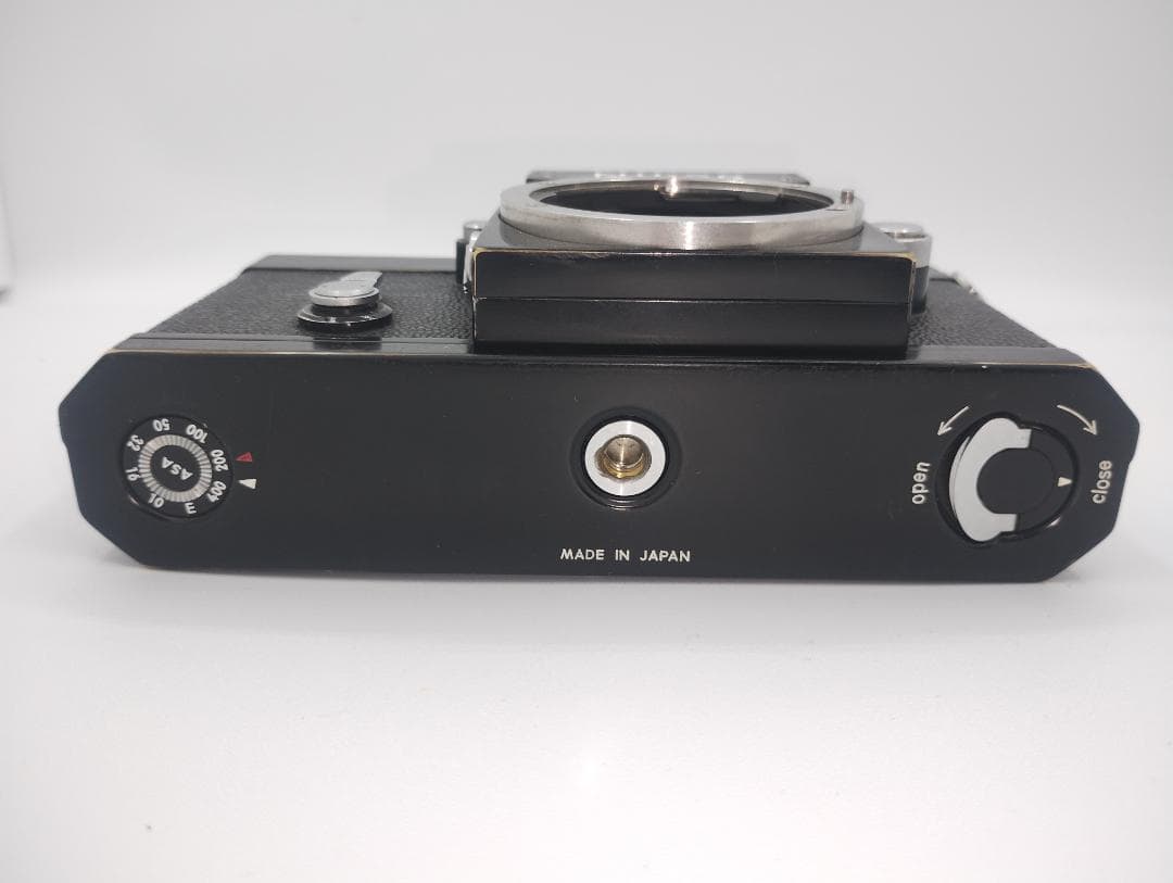 【完動品 良品】Nikon F アイレベルファインダー仕様 ボディ 動作確認済み