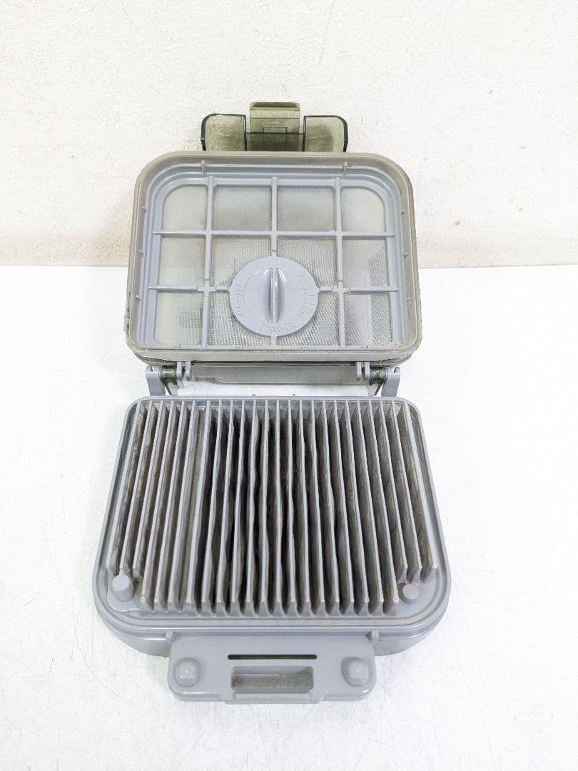 Panasonic MC-SK17A-R サイクロン式掃除機 2019年製