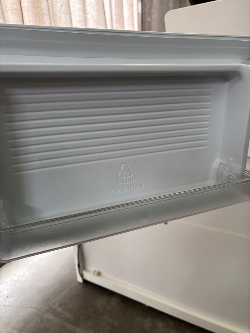 【比較的キレイ‼️】YAMADA ノンフロン冷凍冷蔵庫　YRZ-C09G1