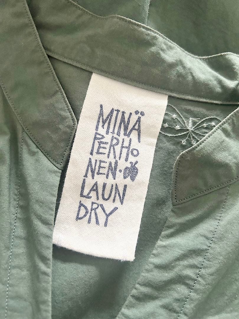 【美品】mina perhonen　laundry　choucho　ワンピース
