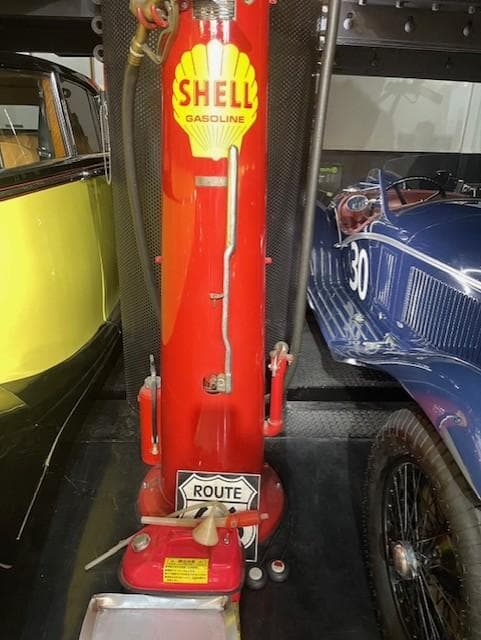 Shell ガソリンスタンドポンプ